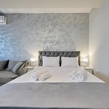Studio 704 Mamaia N Inside 5 Stars First Line To The Sea Năvodari